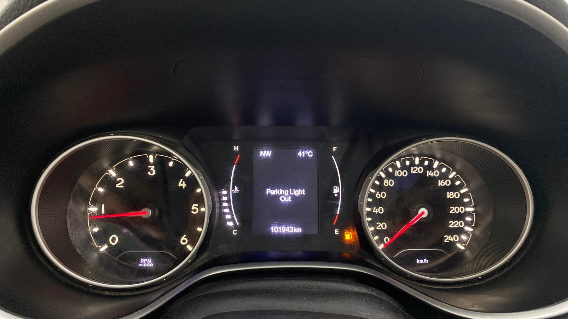 View 2017 Jeep Compass Longitude (O) 2.0 Diesel MT Image 19 Used 2017 Jeep Compass Longitude (O) 2.0 Diesel MT Image 19