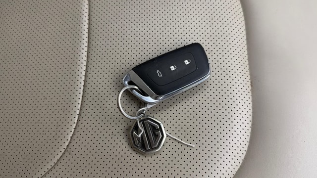 View MG Hector Image 19 Used MG Hector Image 19