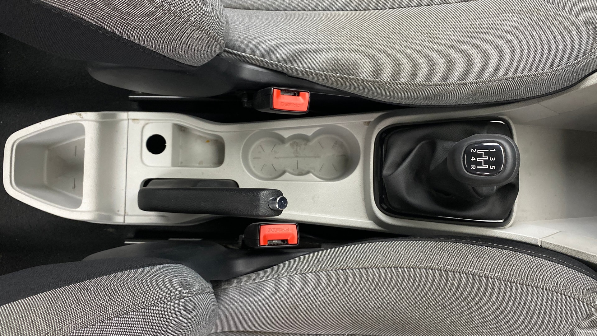 View 2025 Tata Tiago Revotorq XB Image 39 Used 2025 Tata Tiago Revotorq XB Image 39