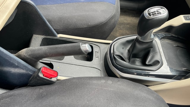 View Kia Carens Image 44 Used Kia Carens Image 44