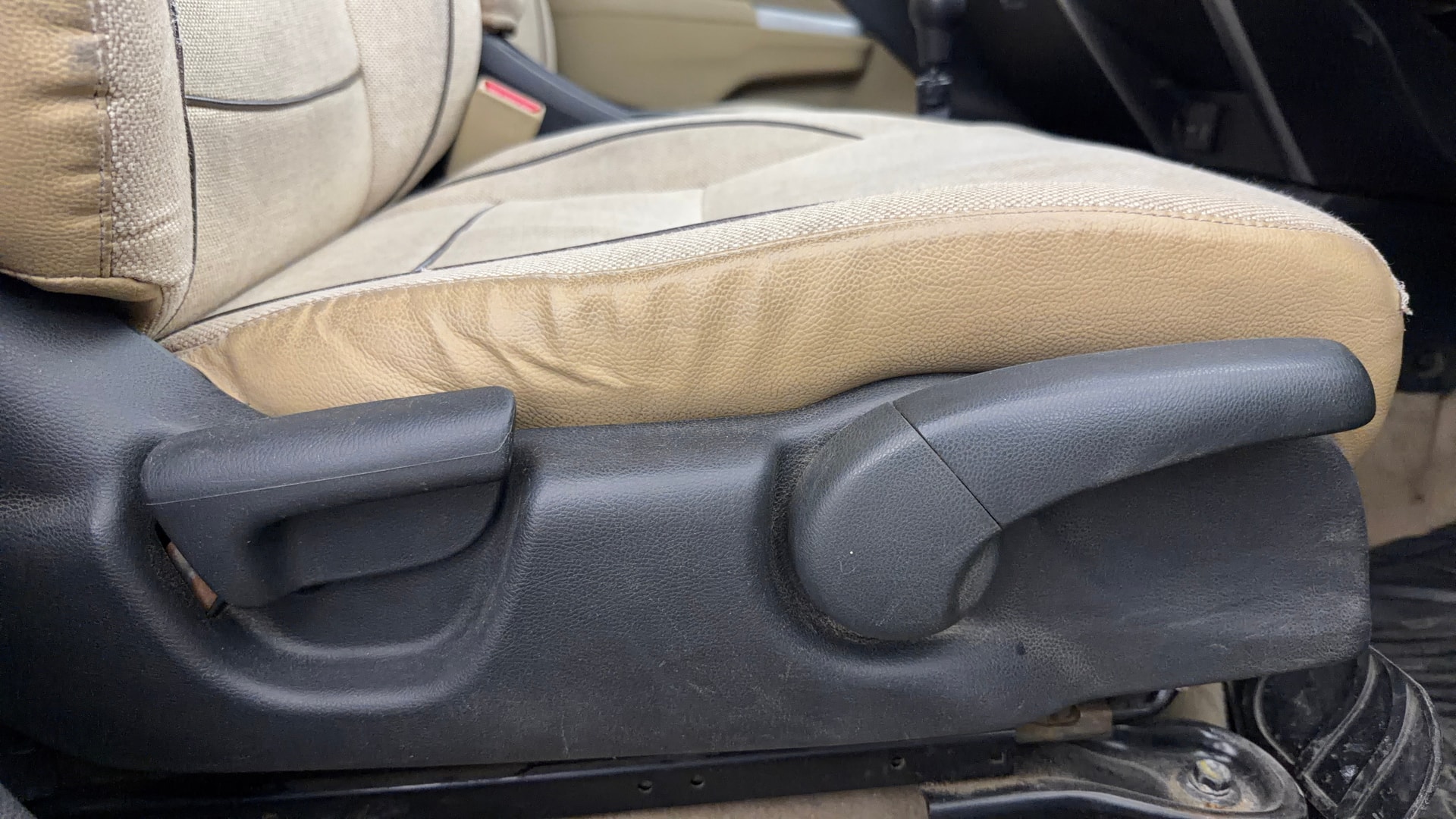 View 2014 Honda City ZX MT Diesel Anniversary Edition Image 19 Used 2014 Honda City ZX MT Diesel Anniversary Edition Image 19