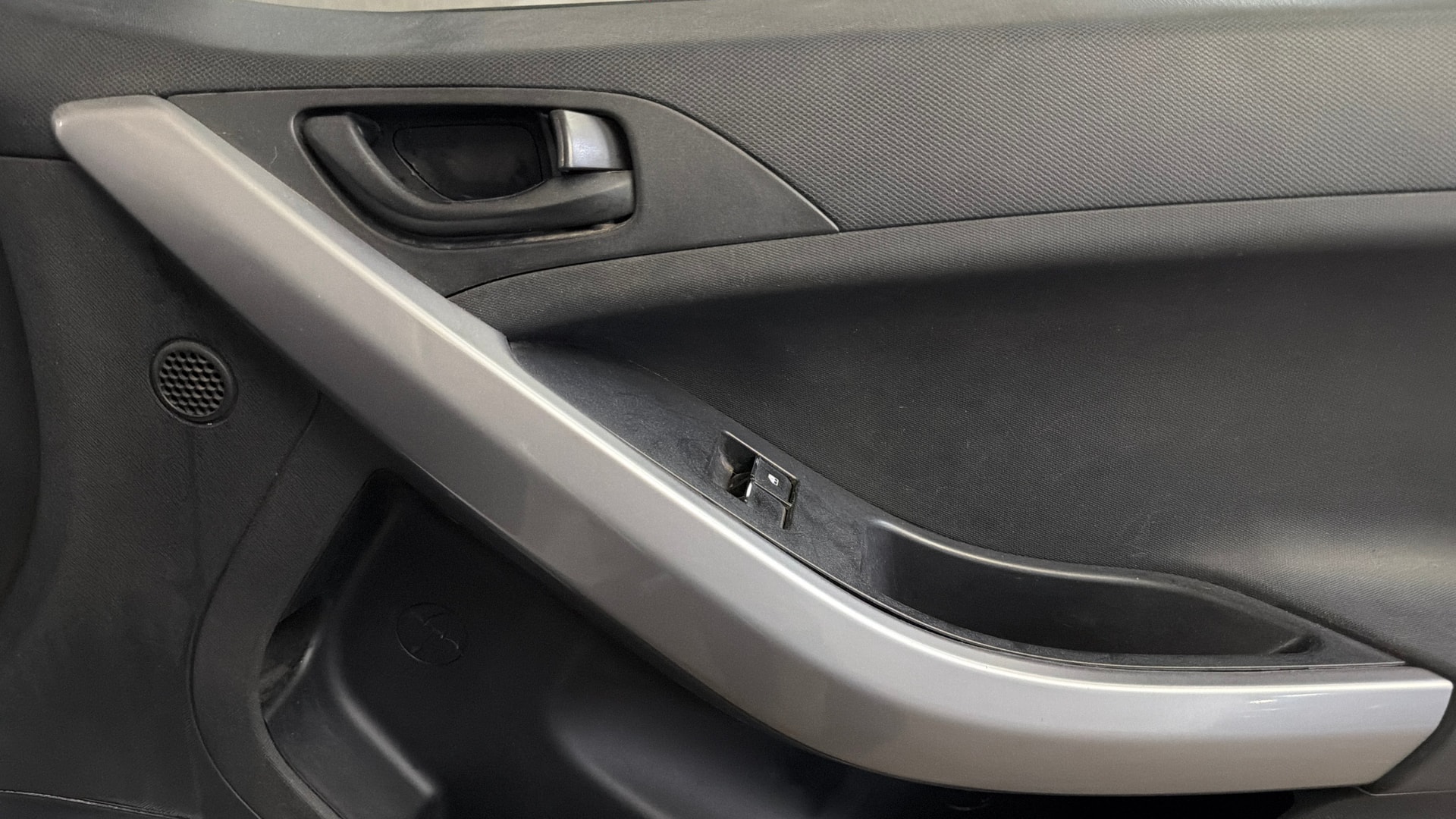 View 2023 Tata Nexon Revotron XE Image 32 Used 2023 Tata Nexon Revotron XE Image 32