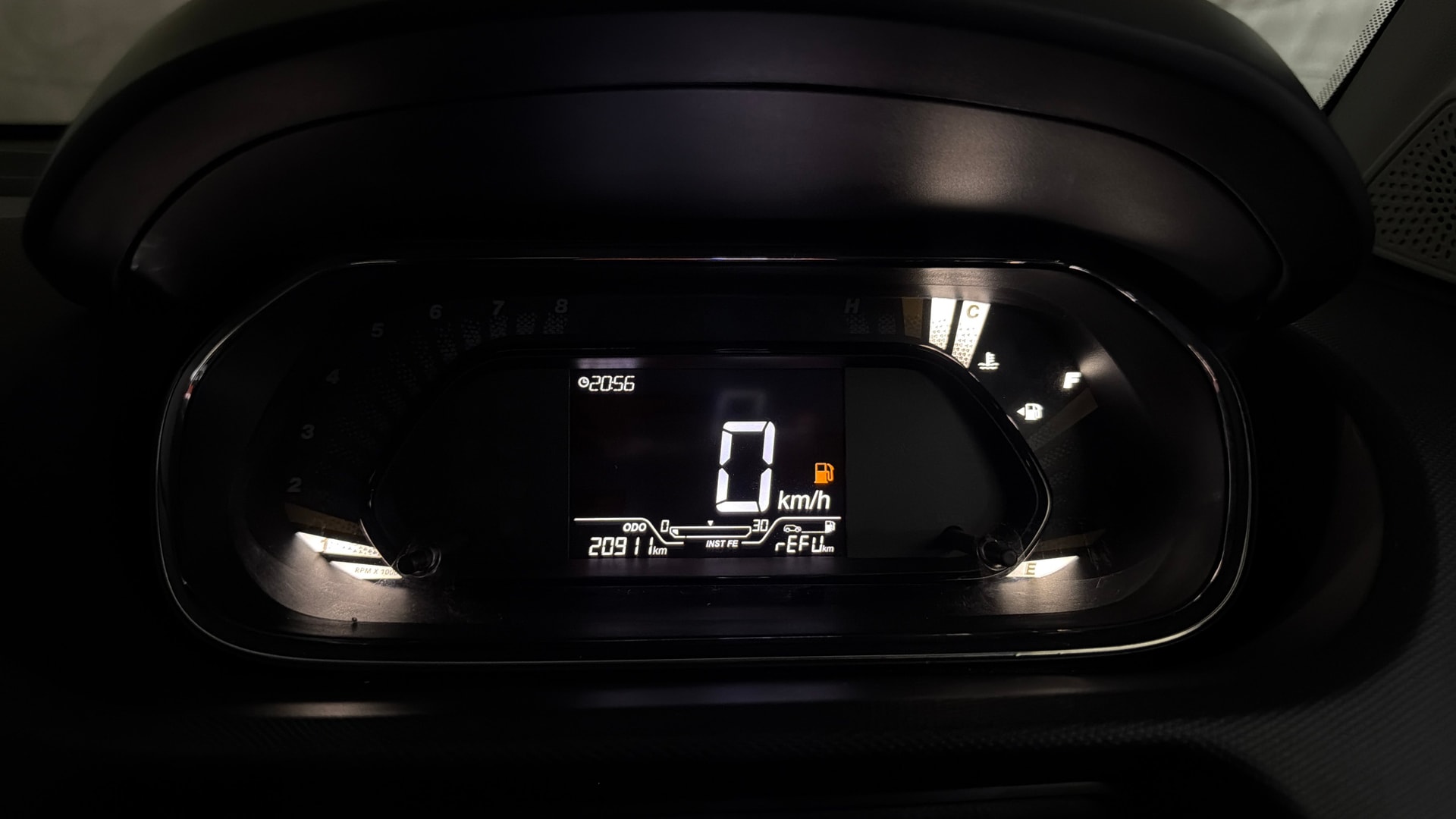 View 2023 Tata Tiago Revotorq XB Image 34 Used 2023 Tata Tiago Revotorq XB Image 34