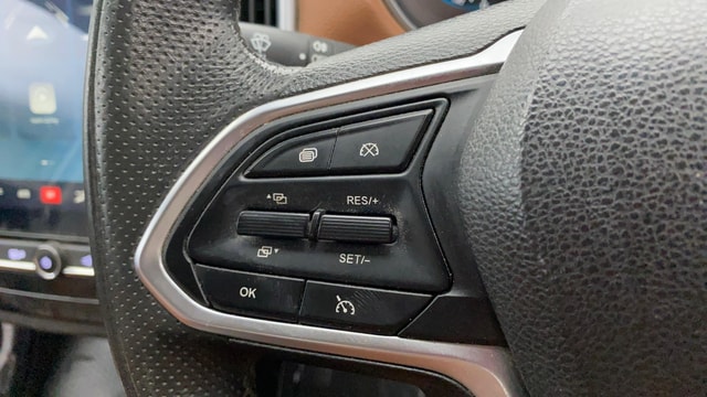View MG Hector Plus Image 3 Used MG Hector Plus Image 3
