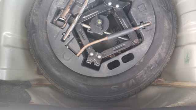 View Mahindra KUV100 Image 24 Used Mahindra KUV100 Image 24