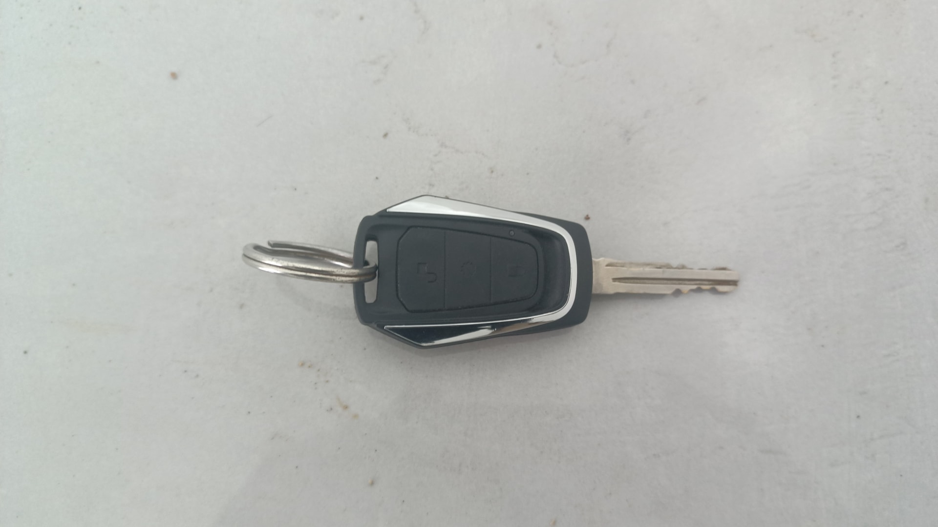 Used 2016 Mahindra KUV100 Used 2016 Mahindra KUV100