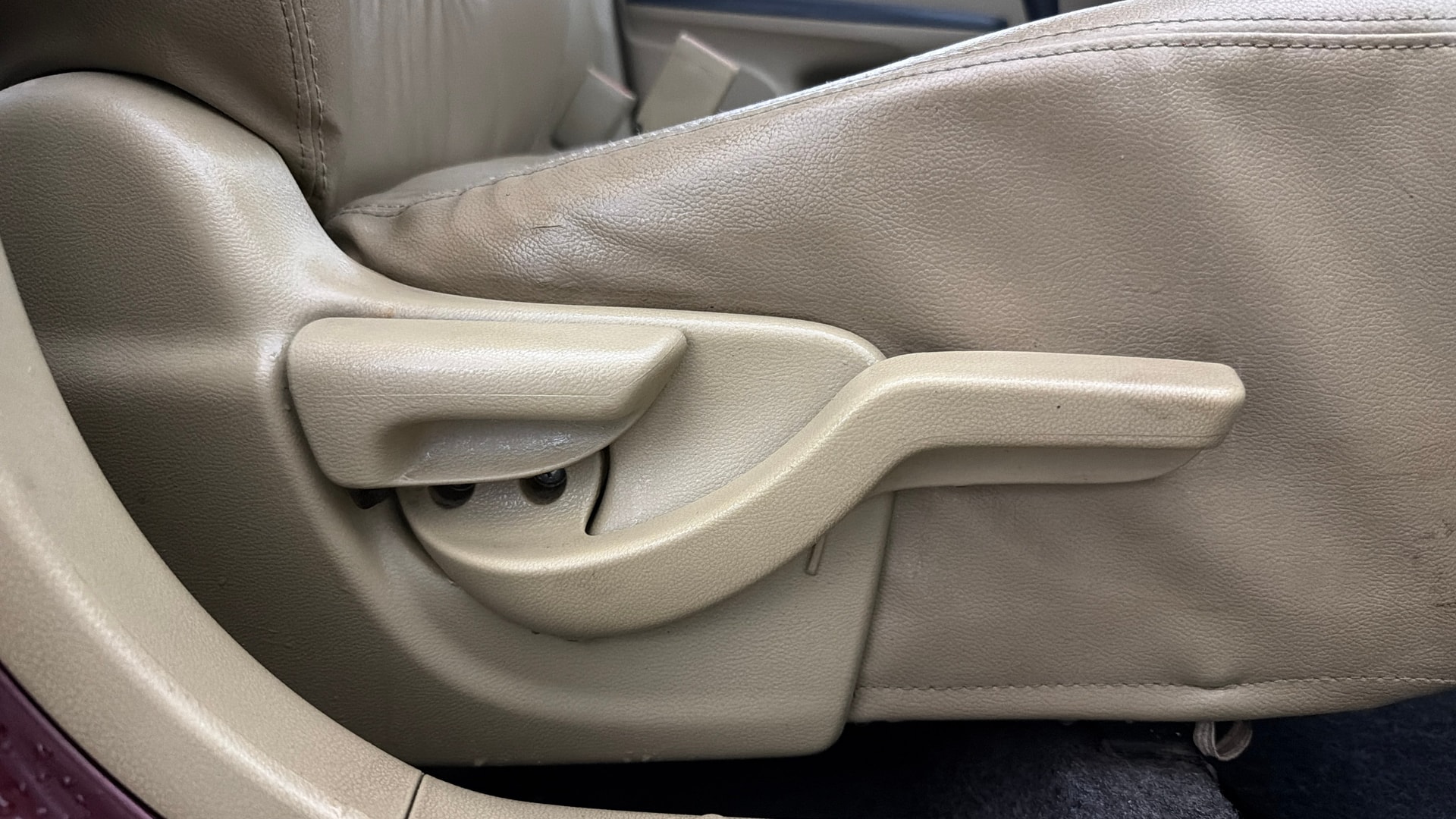View 2015 Honda Amaze E MT Petrol BS IV Image 18 Used 2015 Honda Amaze E MT Petrol BS IV Image 18
