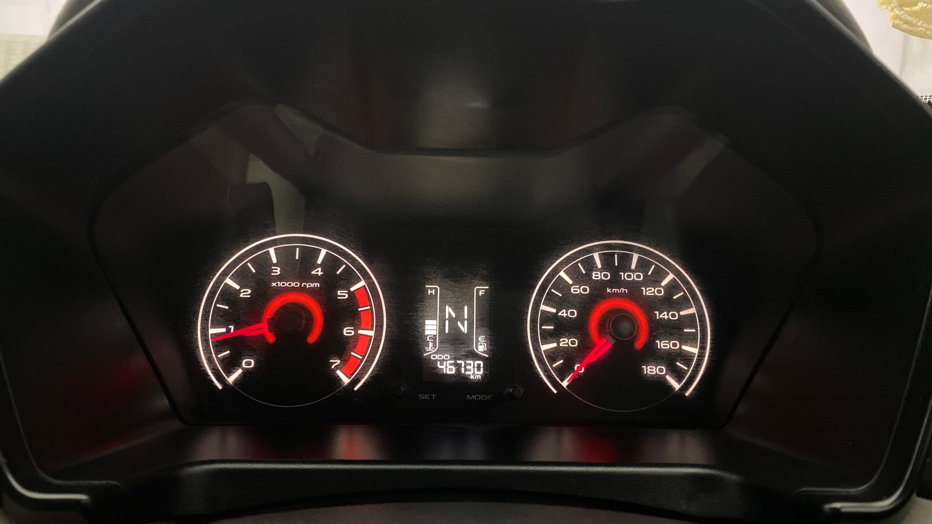 View 2016 Mahindra KUV100 K4 Plus Petrol 5 Seater BS IV Image 34 Used 2016 Mahindra KUV100 K4 Plus Petrol 5 Seater BS IV Image 34