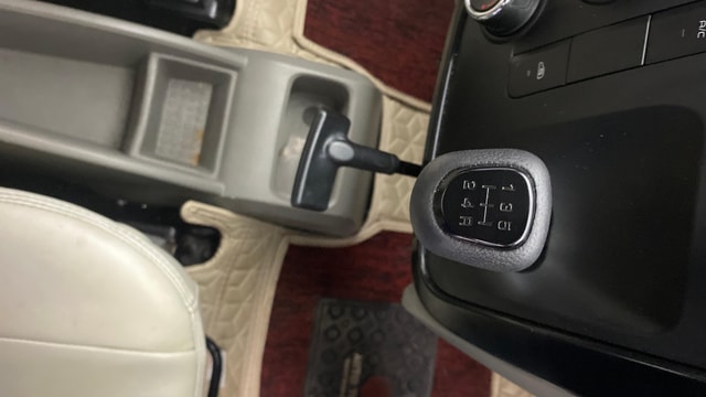 View Mahindra KUV100 Image 38 Used Mahindra KUV100 Image 38