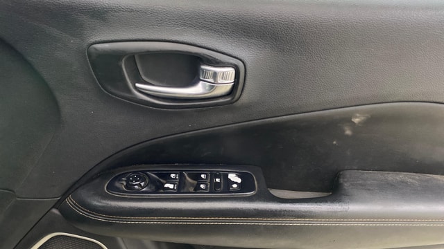 View Jeep Compass Image 33 Used Jeep Compass Image 33