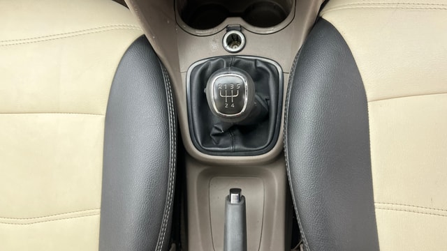View Skoda Rapid Image 37 Used Skoda Rapid Image 37