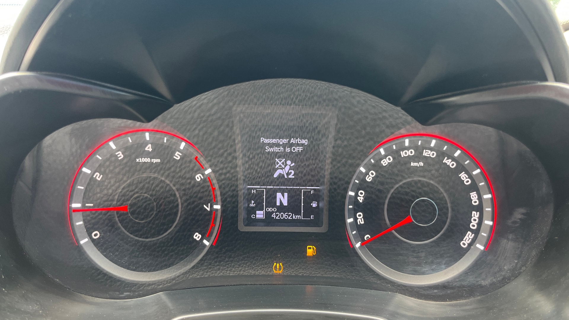 Used 2022 Mahindra XUV300 Used 2022 Mahindra XUV300