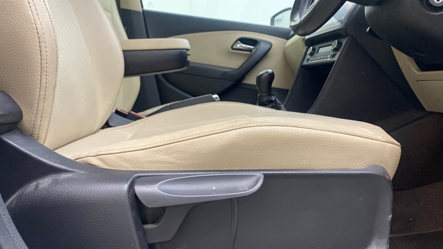 View Skoda Rapid Image 18 Used Skoda Rapid Image 18