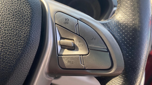 View Mahindra XUV300 Image 3 Used Mahindra XUV300 Image 3
