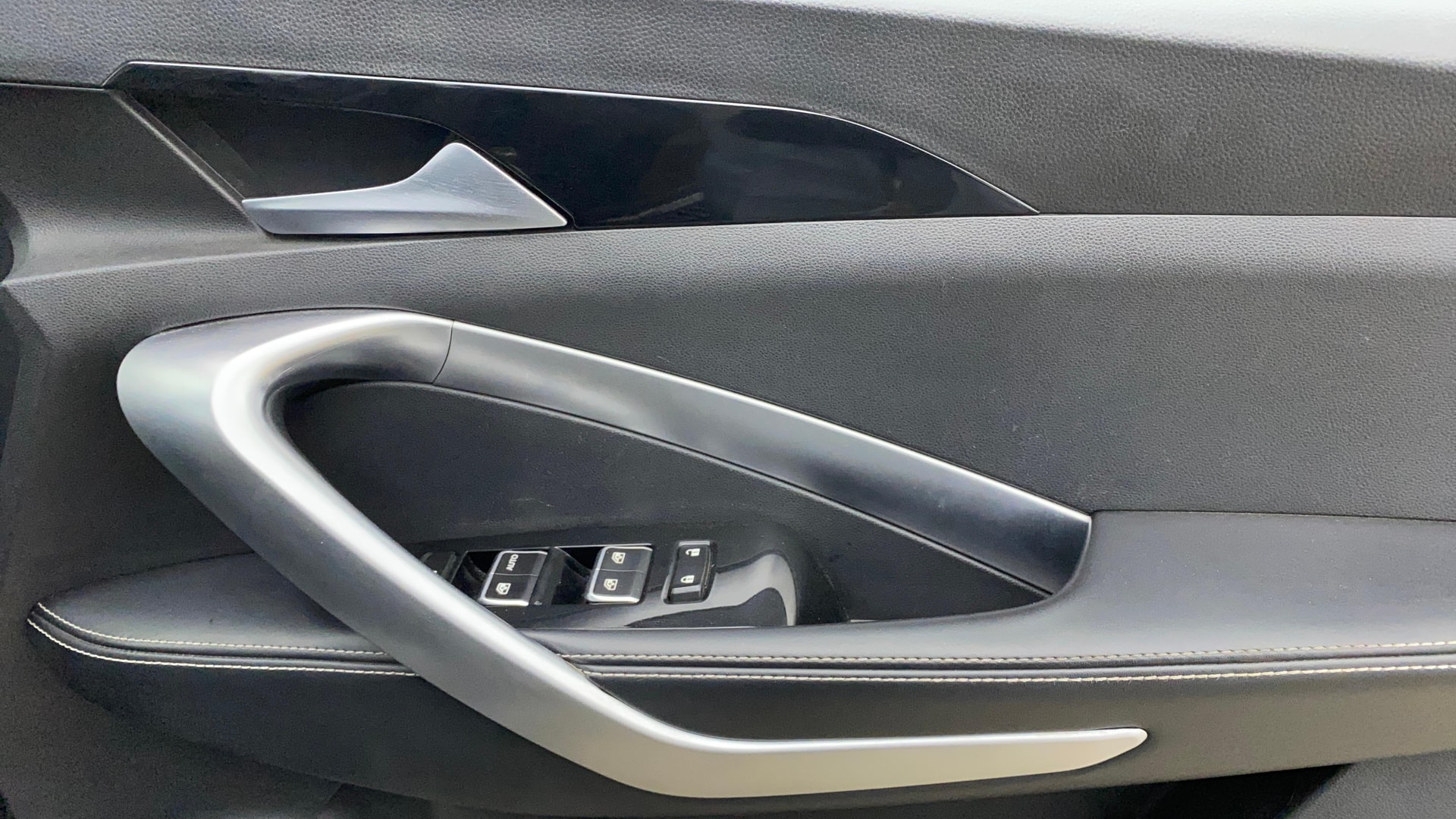 View 2022 MG Hector Sharp CVT Petrol Image 35 Used 2022 MG Hector Sharp CVT Petrol Image 35