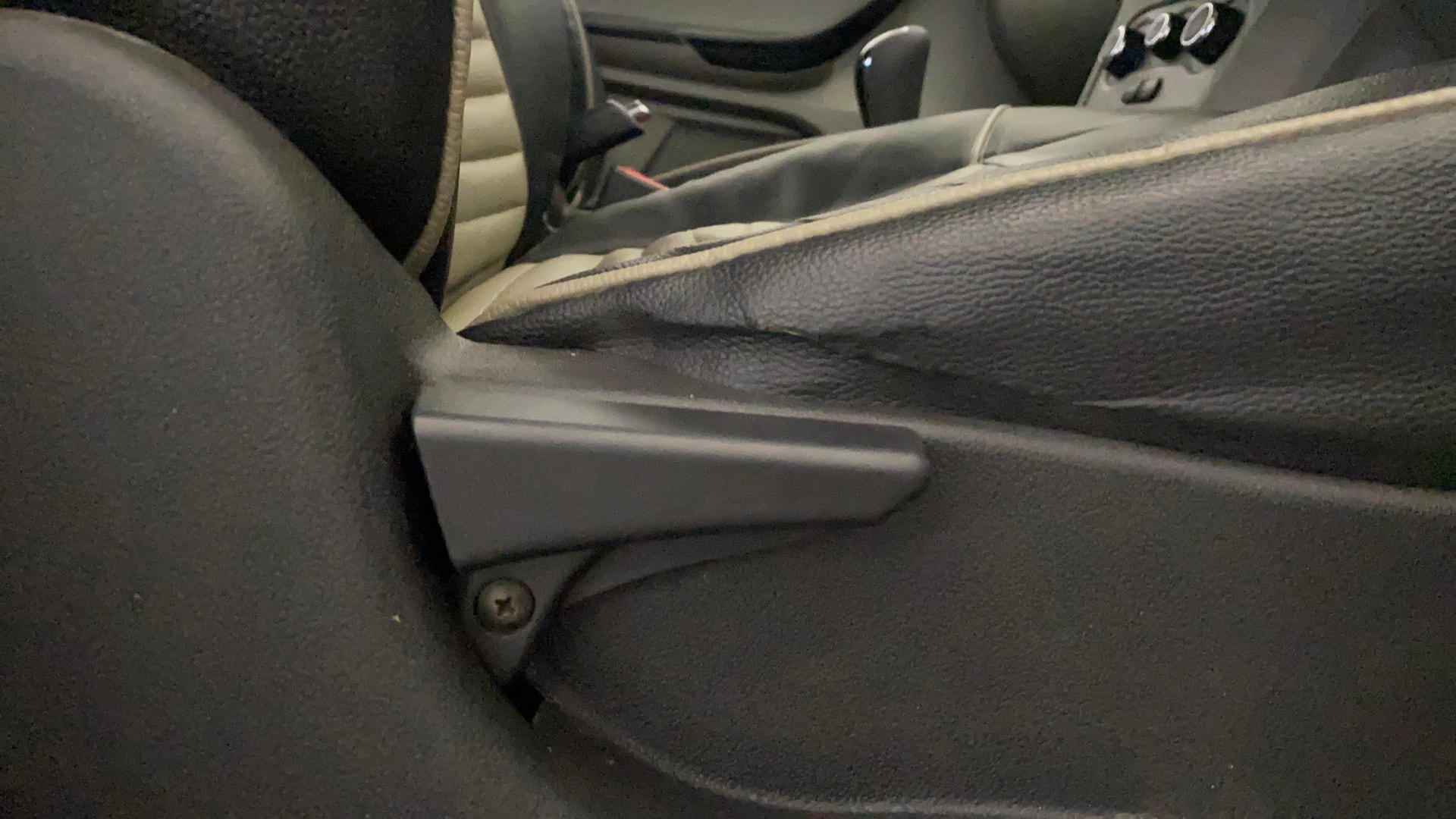 View 2019 Tata Tiago Revotorq XB Image 18 Used 2019 Tata Tiago Revotorq XB Image 18