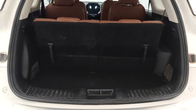 View MG Hector Plus Image 7 Used MG Hector Plus Image 7