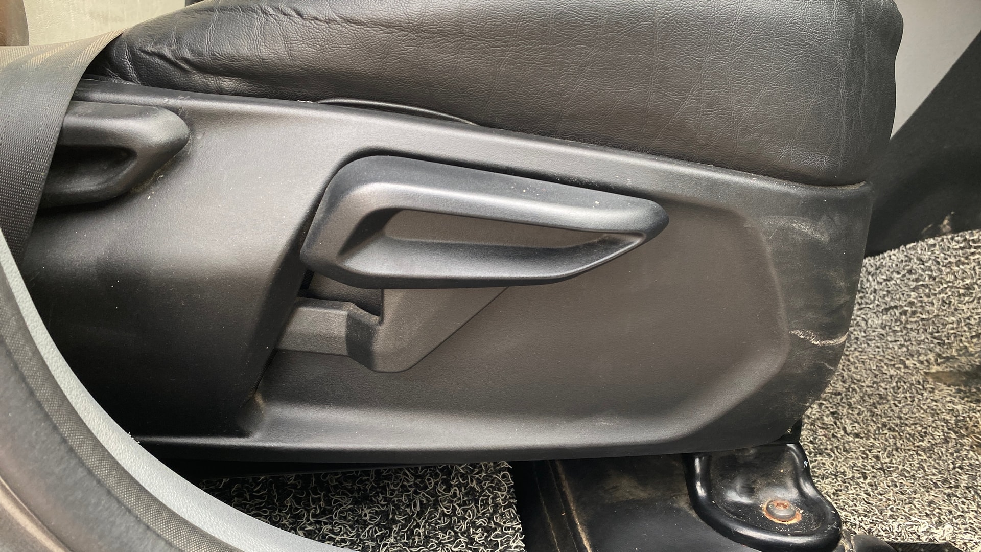 View 2021 Tata Tigor XE Diesel Image 18 Used 2021 Tata Tigor XE Diesel Image 18