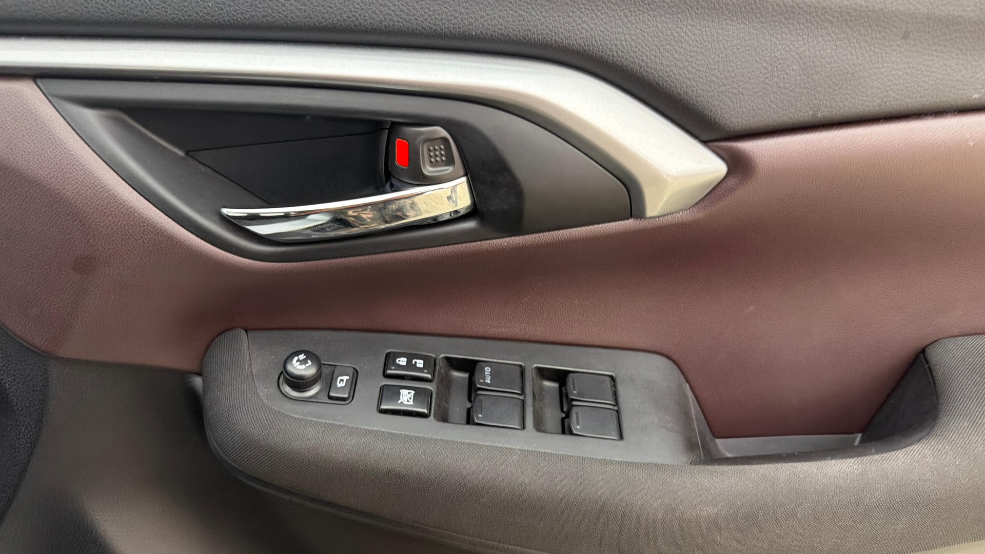 View 2025 Maruti Suzuki 1000 Base Variant Image 34 Used 2025 Maruti Suzuki 1000 Base Variant Image 34