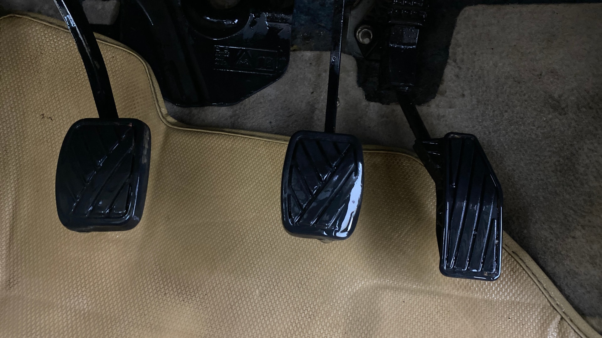 View 2021 Maruti Suzuki 1000 Base Variant Image 28 Used 2021 Maruti Suzuki 1000 Base Variant Image 28