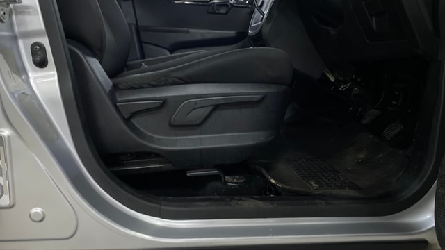 View Mahindra KUV100 Image 10 Used Mahindra KUV100 Image 10