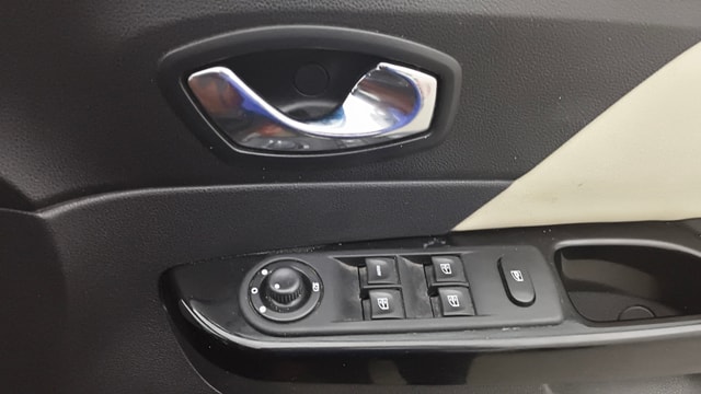 View Renault Captur Image 33 Used Renault Captur Image 33