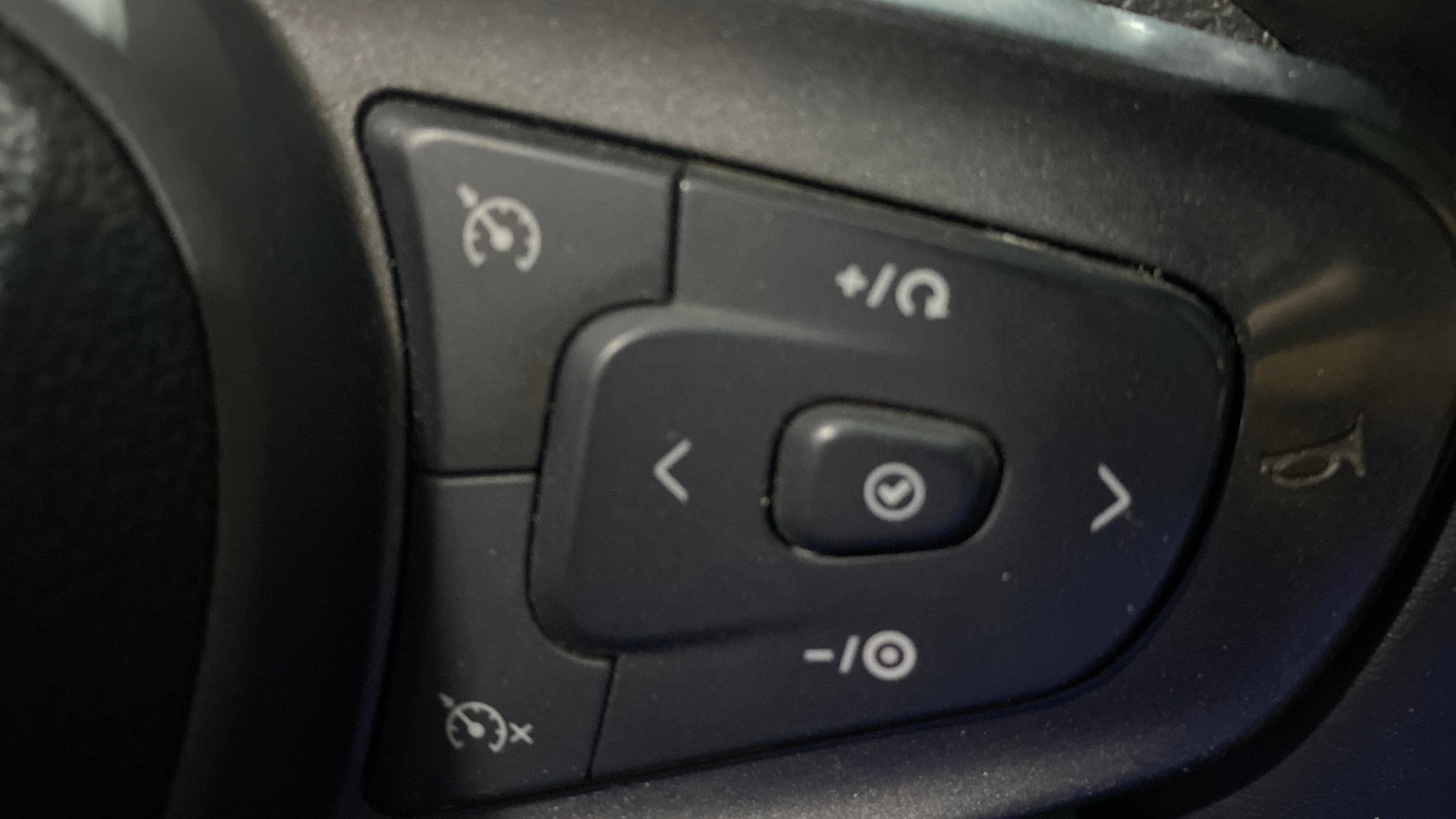 Used 2021 Tata Altroz Used 2021 Tata Altroz