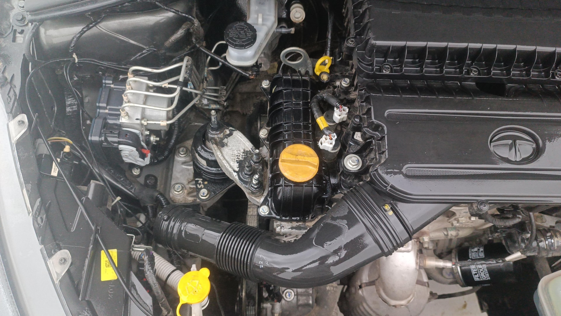 View 2022 Tata Tigor XE Diesel Image 3 Used 2022 Tata Tigor XE Diesel Image 3