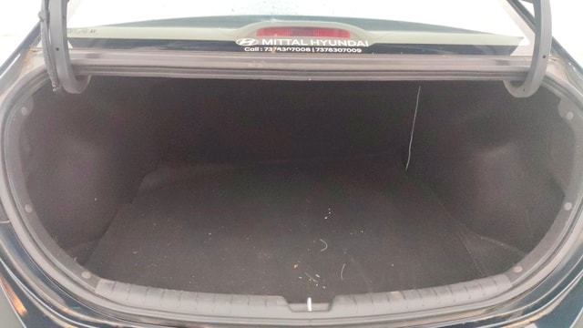 View Hyundai Verna Image 7 Used Hyundai Verna Image 7