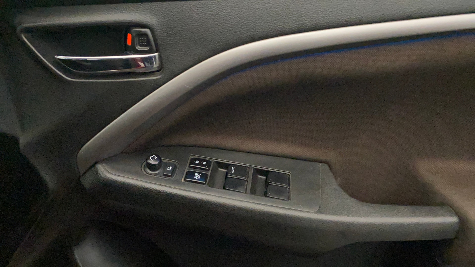 View 2022 Maruti Suzuki 1000 Base Variant Image 41 Used 2022 Maruti Suzuki 1000 Base Variant Image 41
