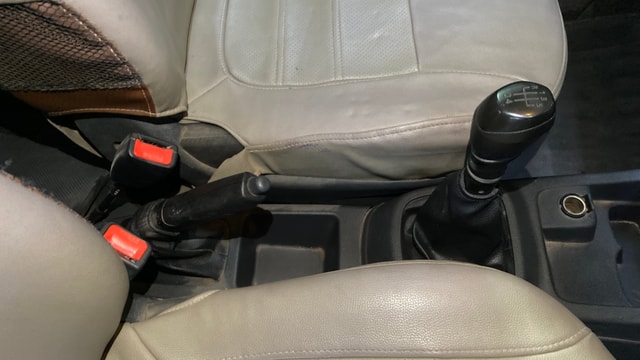 View Renault Kwid Image 38 Used Renault Kwid Image 38