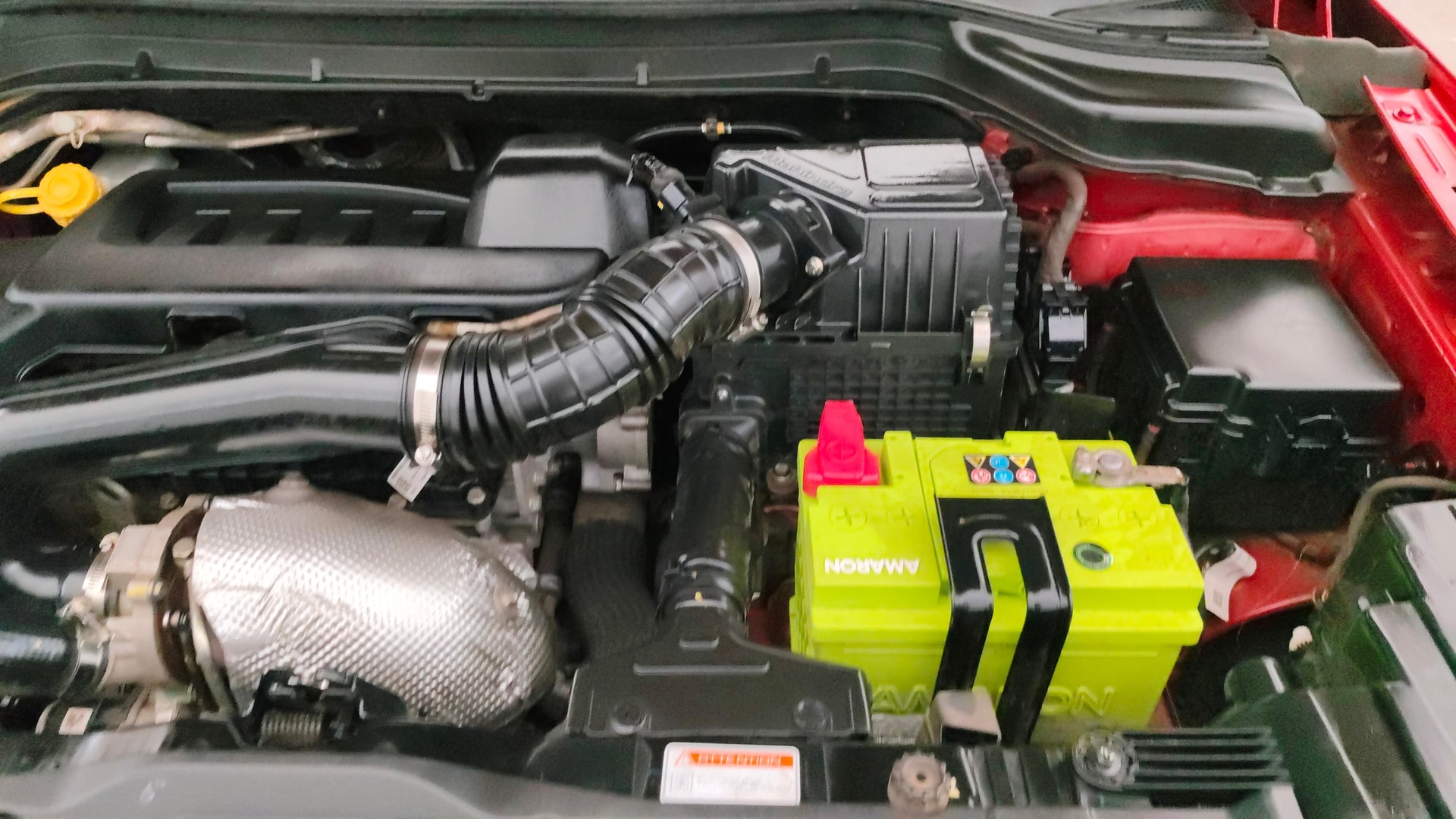 View 2019 Mahindra XUV300 W4 Petrol BS IV Image 30 Used 2019 Mahindra XUV300 W4 Petrol BS IV Image 30