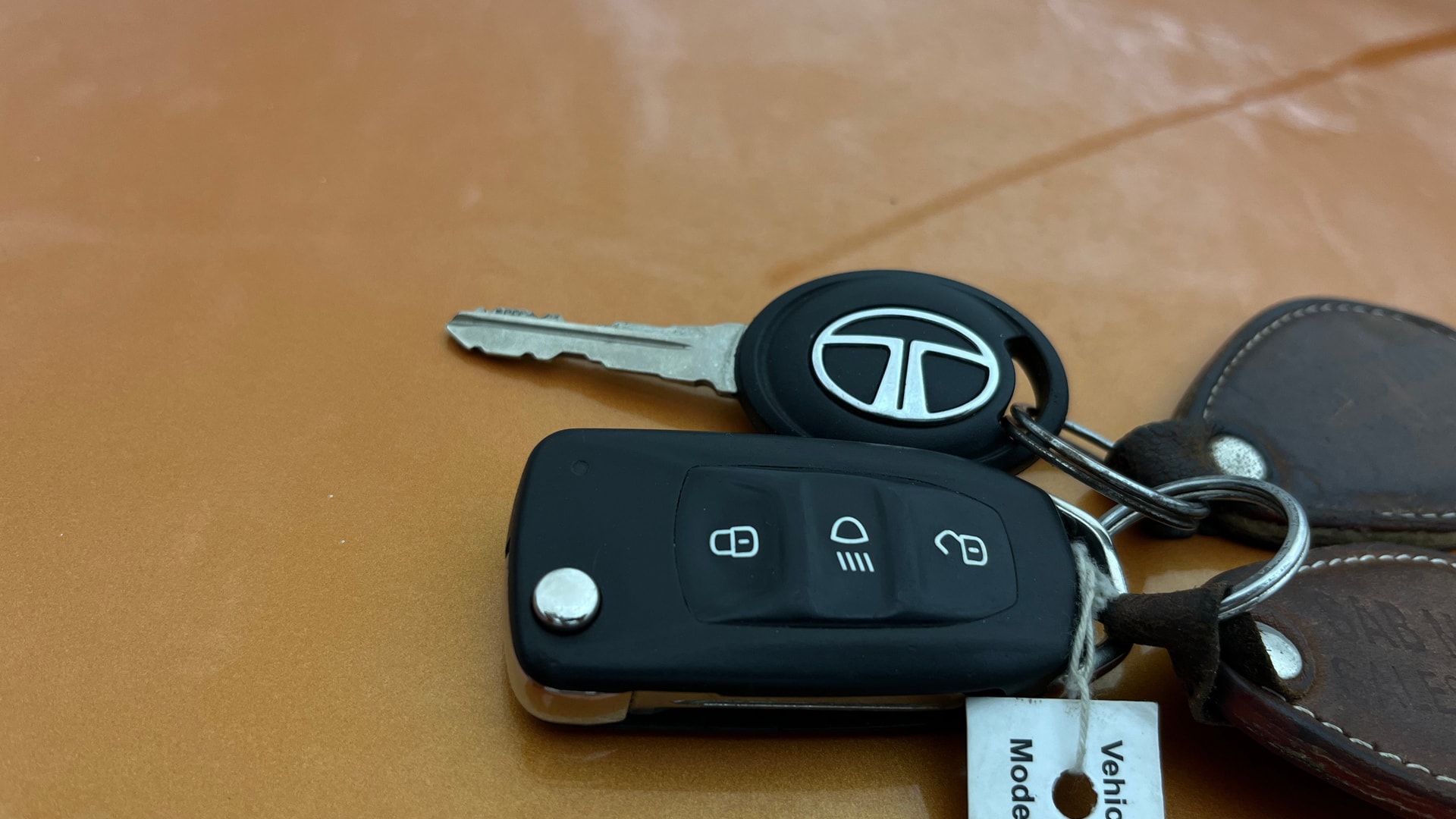 View 2018 Tata Tiago Revotorq XB Image 17 Used 2018 Tata Tiago Revotorq XB Image 17