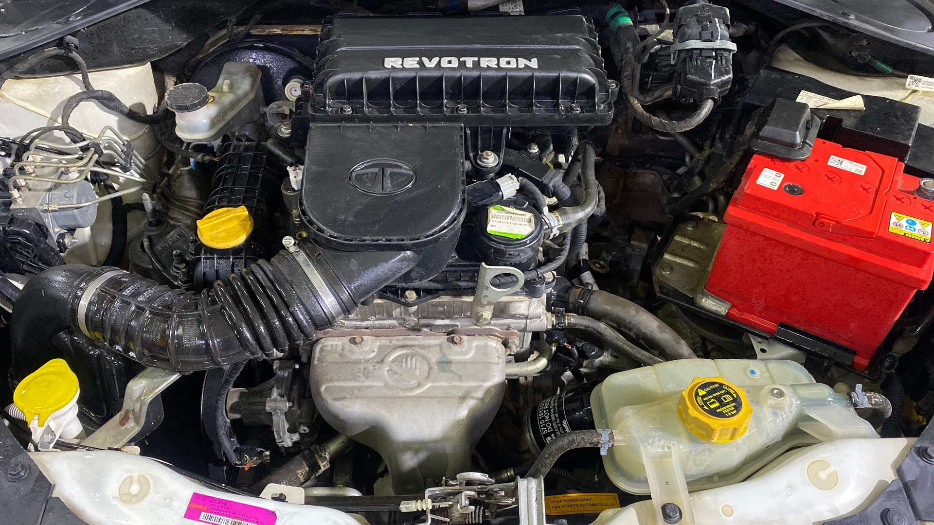 View 2017 Tata Tigor XZ (O) Petrol Image 41 Used 2017 Tata Tigor XZ (O) Petrol Image 41
