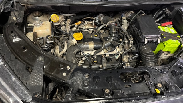 View Nissan Magnite Image 3 Used Nissan Magnite Image 3