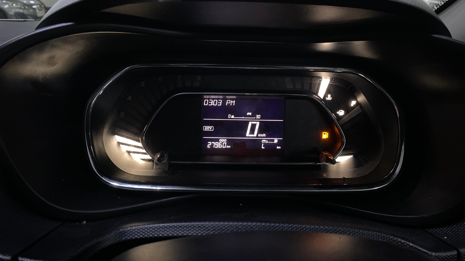 View 2024 Tata Nexon Revotron XE Image 19 Used 2024 Tata Nexon Revotron XE Image 19