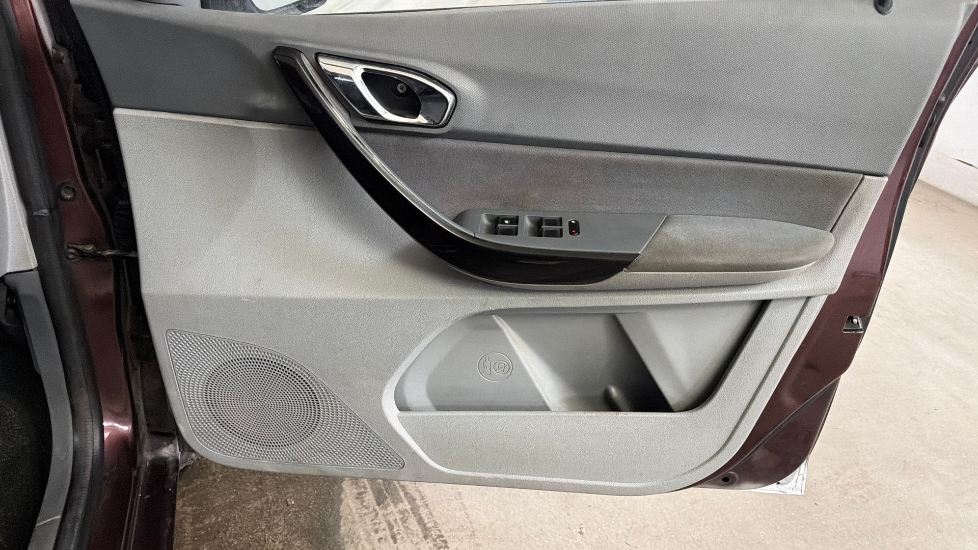 View 2020 Tata Tigor XE Diesel Image 33 Used 2020 Tata Tigor XE Diesel Image 33