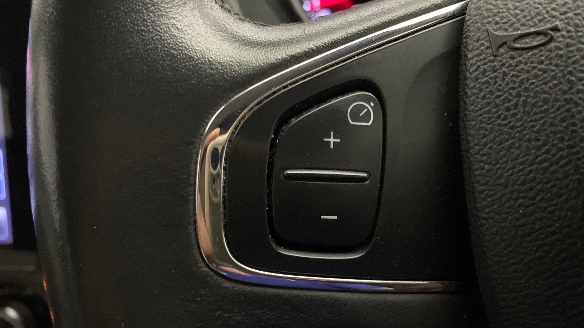 View 2019 Renault Captur Platine Mono Diesel Image 3 Used 2019 Renault Captur Platine Mono Diesel Image 3