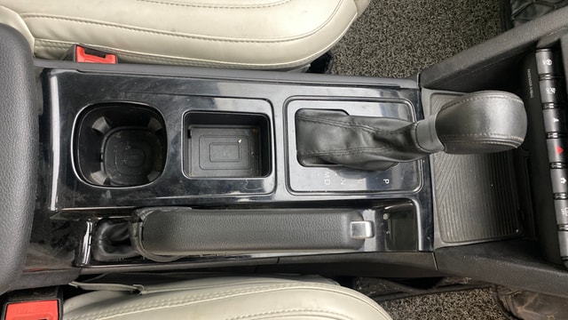 View Mahindra XUV700 Image 39 Used Mahindra XUV700 Image 39