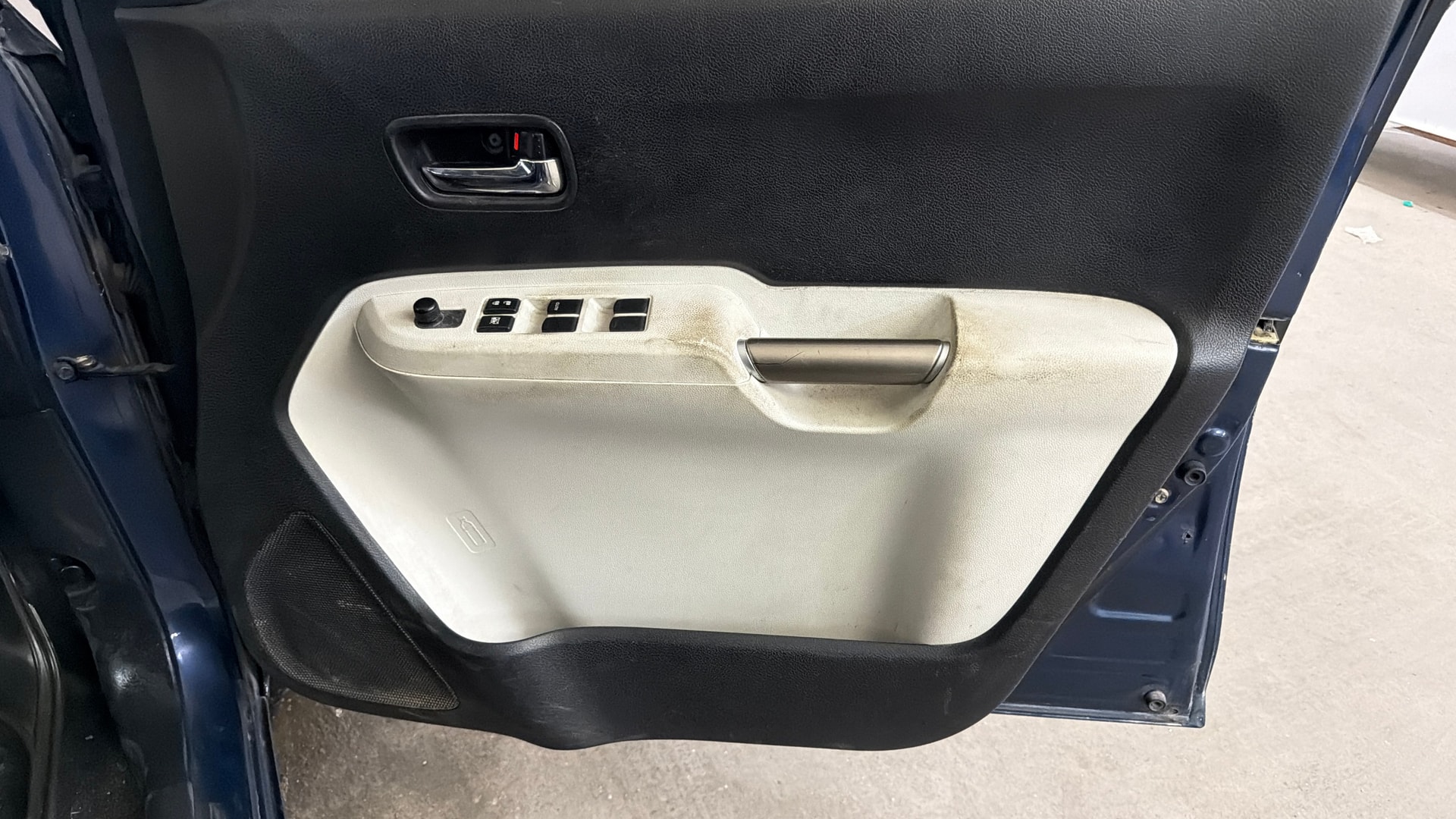 View 2018 Maruti Suzuki 1000 Base Variant Image 36 Used 2018 Maruti Suzuki 1000 Base Variant Image 36