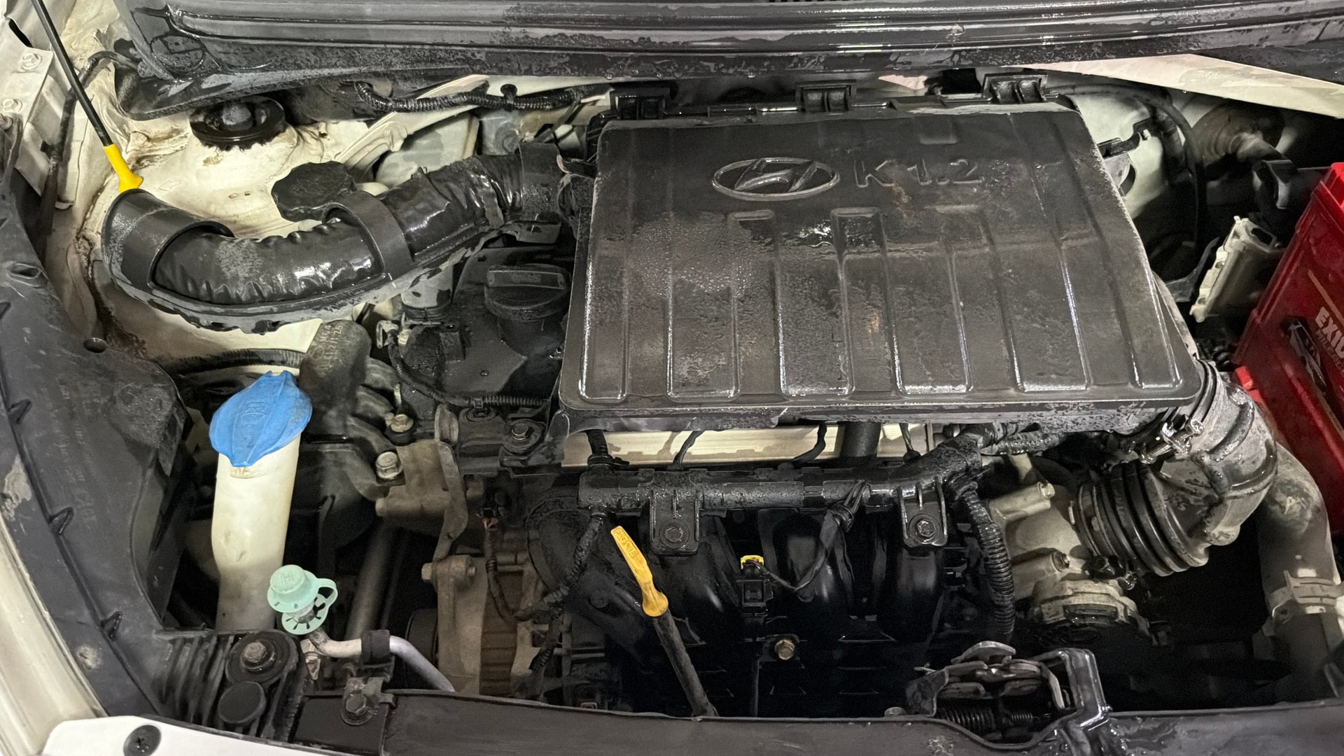 View 2016 Hyundai Grand i10 Sportz 1.2 Kappa Image 3 Used 2016 Hyundai Grand i10 Sportz 1.2 Kappa Image 3