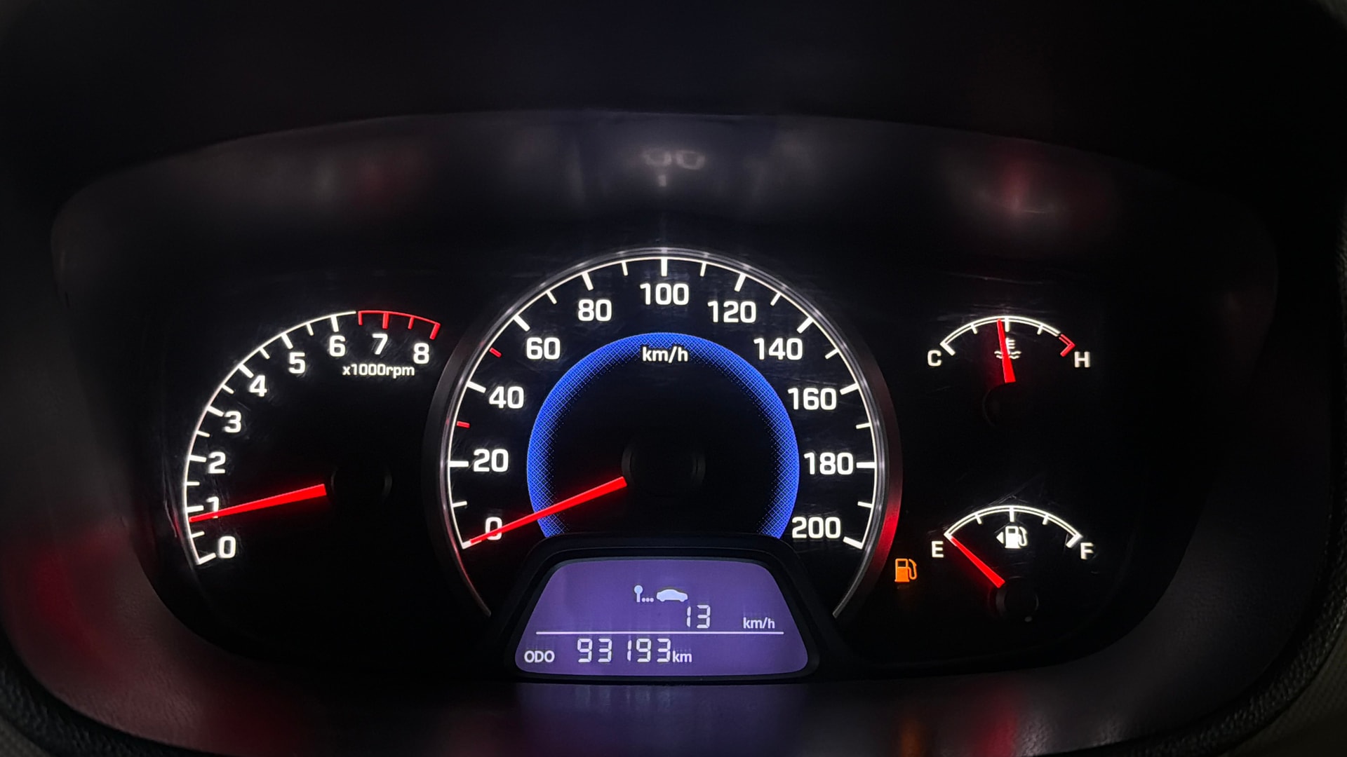 View 2016 Hyundai Grand i10 Sportz 1.2 Kappa Image 33 Used 2016 Hyundai Grand i10 Sportz 1.2 Kappa Image 33