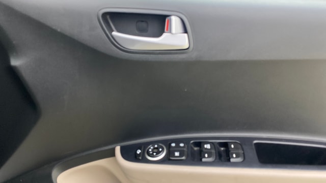 View Hyundai Grand i10 Image 33 Used Hyundai Grand i10 Image 33
