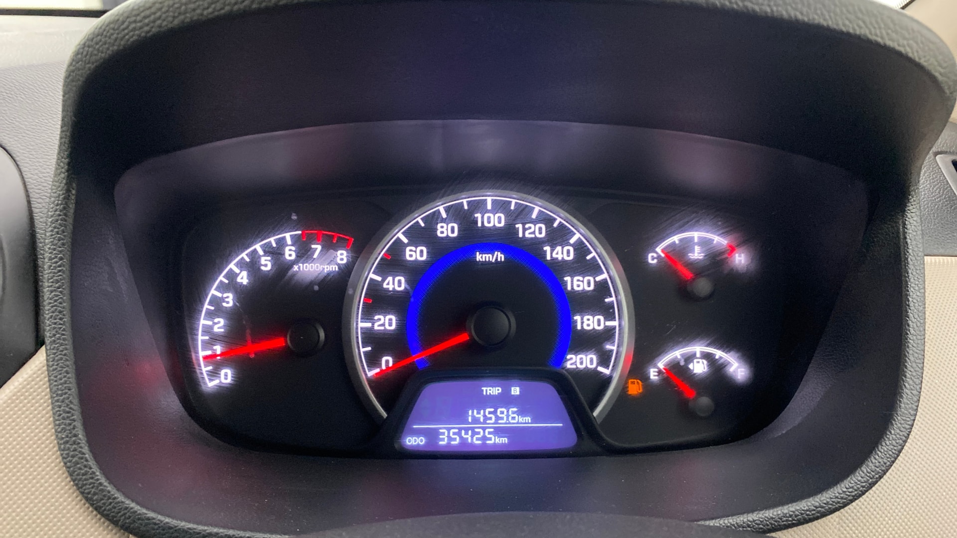 View 2019 Hyundai Grand i10 Sportz 1.2 Kappa Image 34 Used 2019 Hyundai Grand i10 Sportz 1.2 Kappa Image 34
