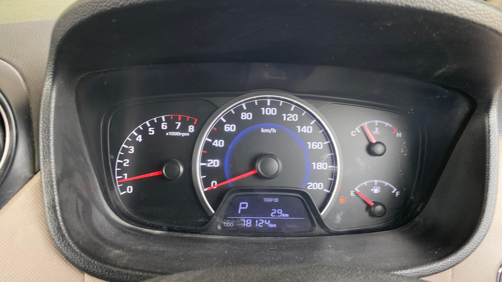View 2016 Hyundai Grand i10 Asta AT 1.2 Kappa VTVT Image 34 Used 2016 Hyundai Grand i10 Asta AT 1.2 Kappa VTVT Image 34