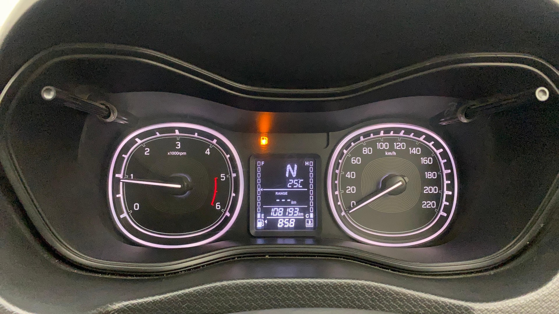 View 2019 Maruti Suzuki 1000 Base Variant Image 35 Used 2019 Maruti Suzuki 1000 Base Variant Image 35