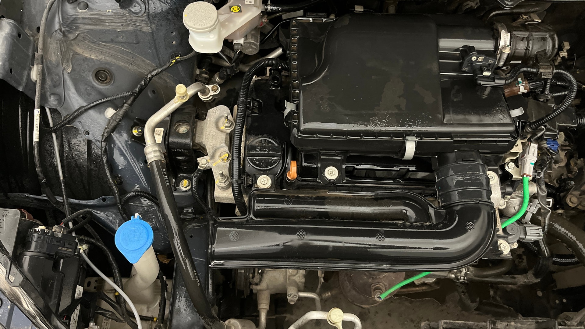 View 2024 Maruti Suzuki 1000 Base Variant Image 23 Used 2024 Maruti Suzuki 1000 Base Variant Image 23