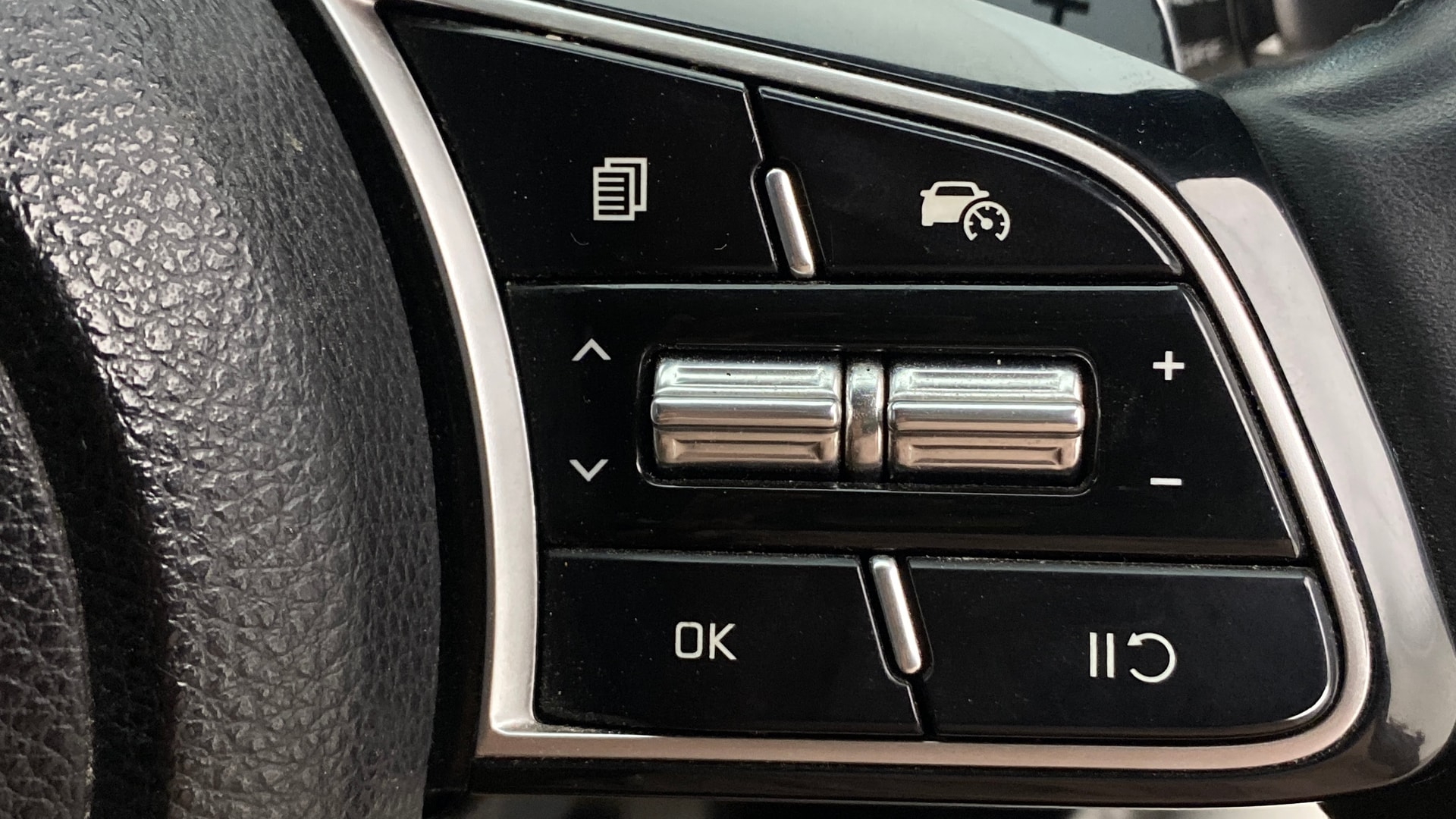 Used 2024 Kia Sonet Used 2024 Kia Sonet