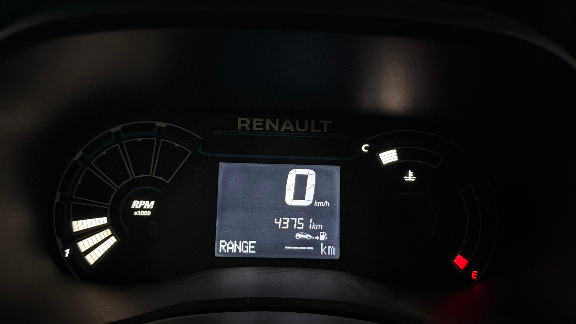 View 2024 Renault Kwid RXL 1.0 BS IV Image 34 Used 2024 Renault Kwid RXL 1.0 BS IV Image 34