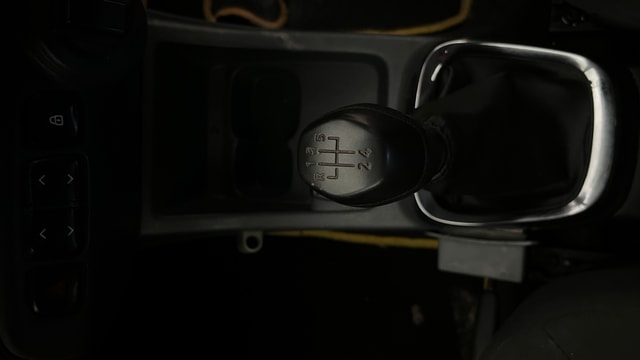 View Renault Kwid Image 37 Used Renault Kwid Image 37